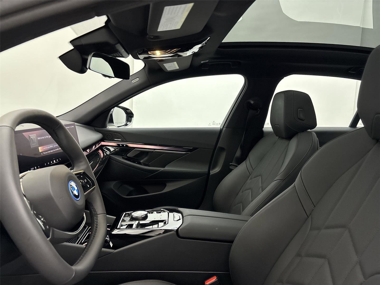 Used 2026 BMW i5 eDrive40 RWD image 24