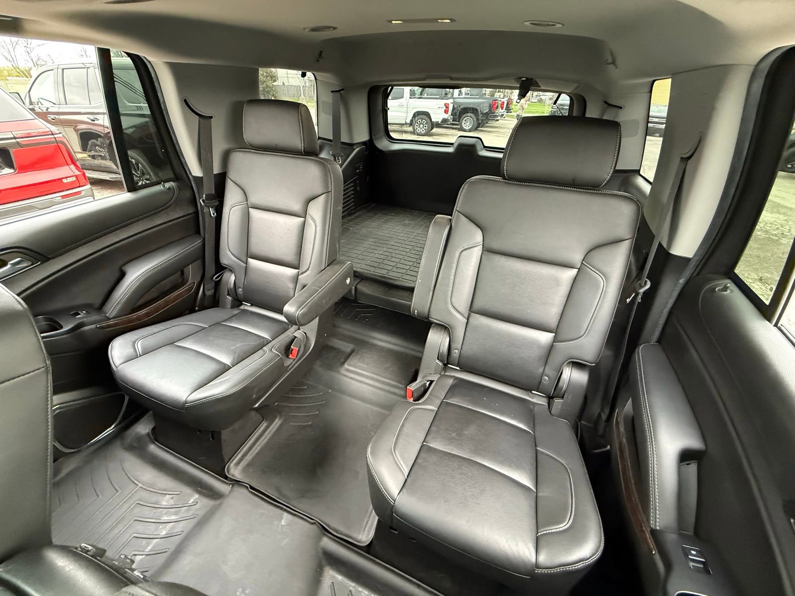 Used 2018 Chevrolet Tahoe LT image 17