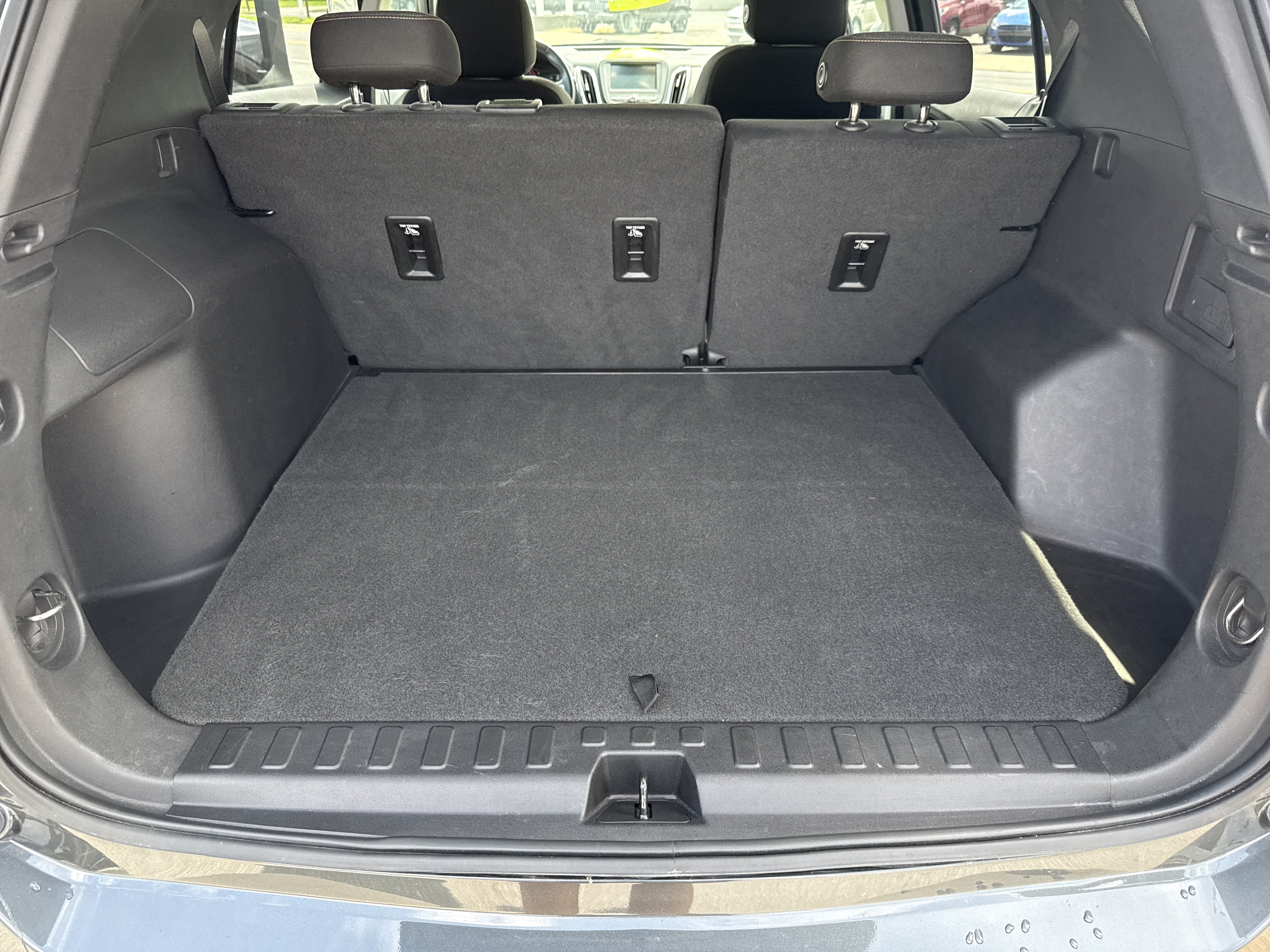 Used 2018 Chevrolet Equinox LT AWD/4WD image 7