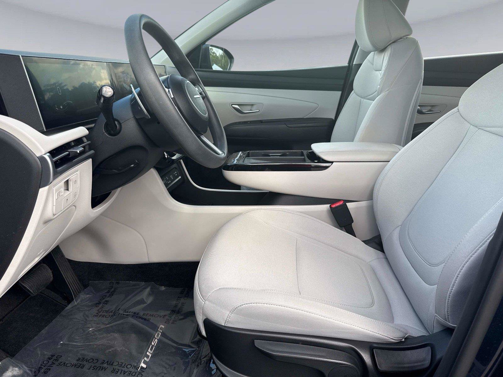 Used 2026 Hyundai Tucson Blue SE AWD/4WD image 19