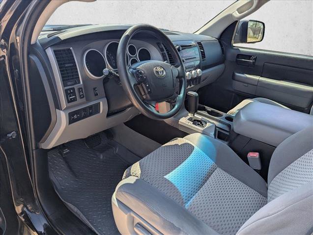 Used 2010 Toyota Tundra 4x4 CrewMax image 9