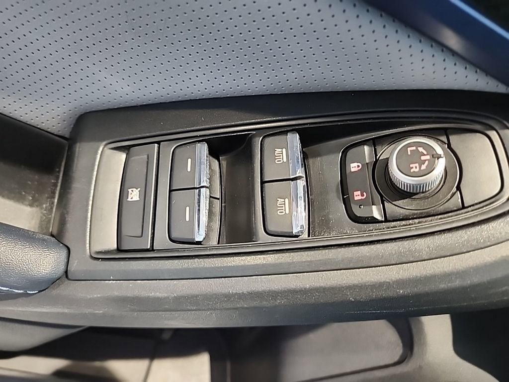 Used 2020 Subaru Crosstrek Hybrid image 40