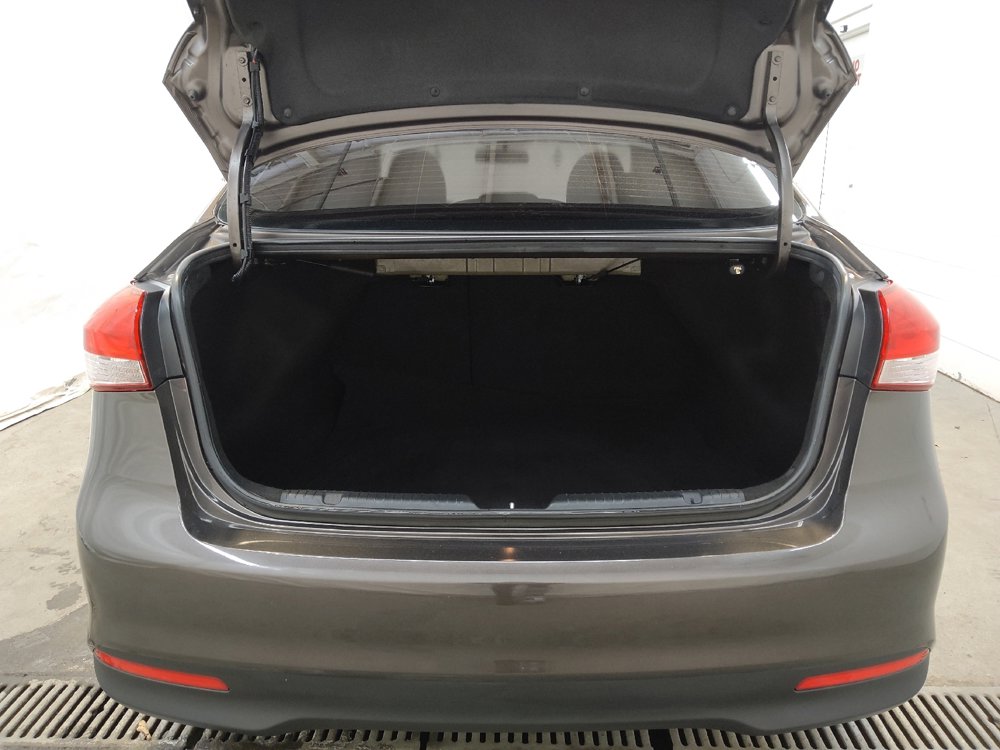 Used 2017 Kia Forte LX w/ LX Popular Package image 29