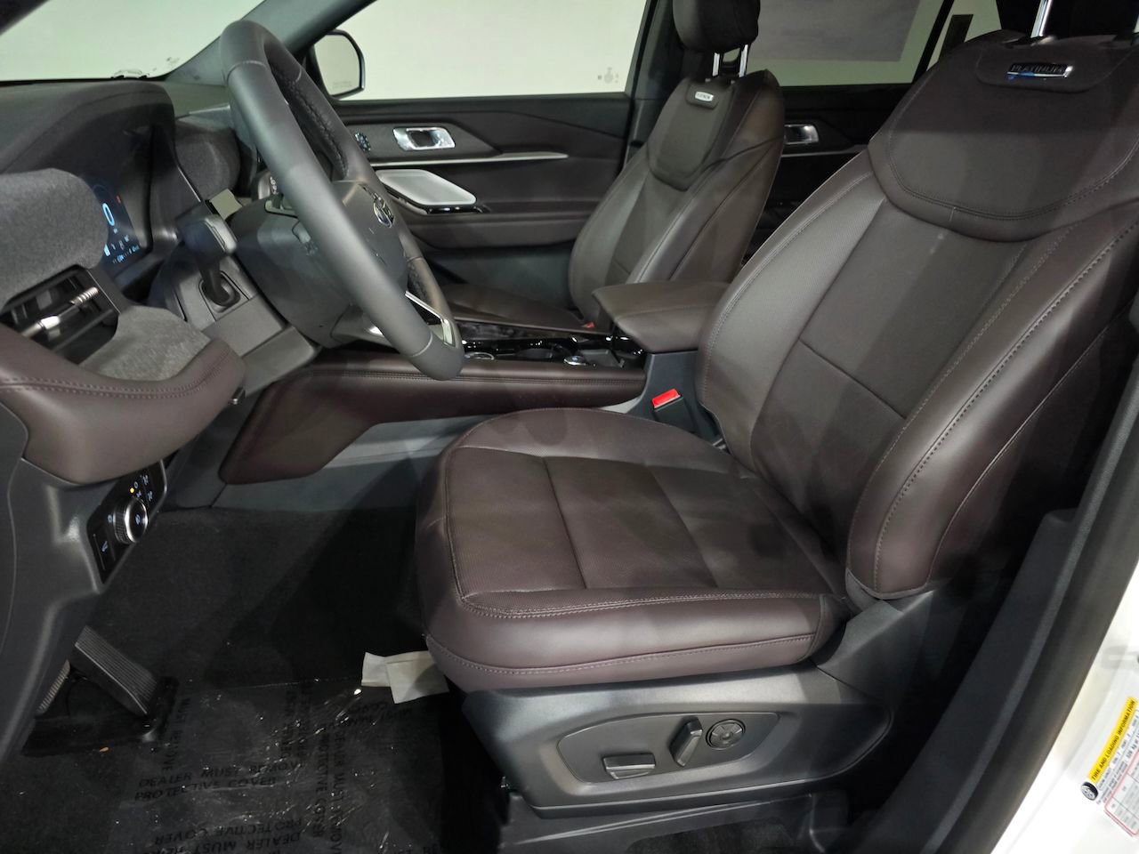 New 2026 Ford Explorer Platinum image 21