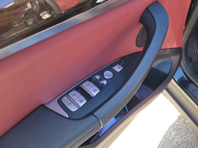 Used 2024 BMW X3 sDrive30i w/ Convenience Package image 11