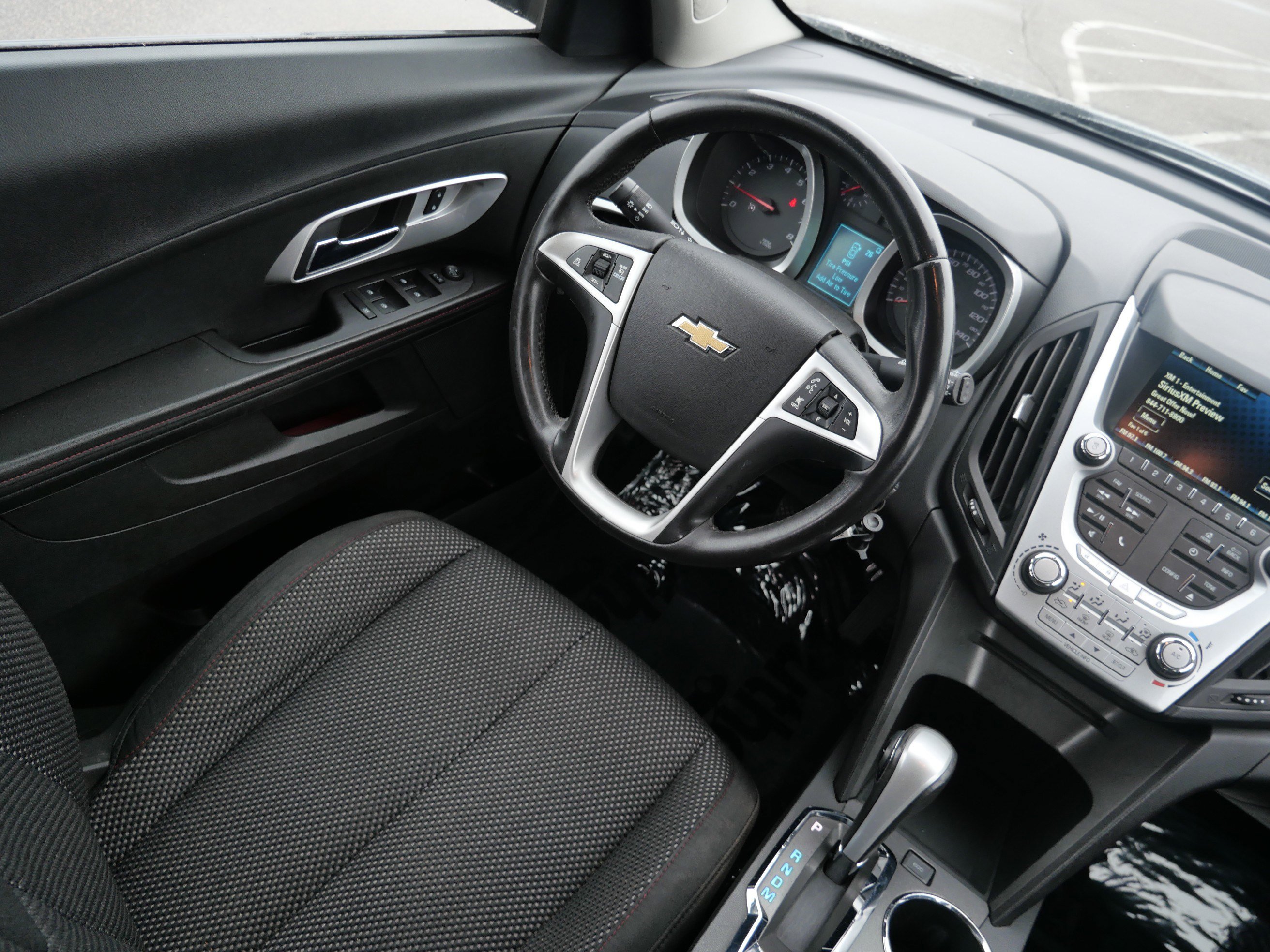 Used 2014 Chevrolet Equinox LT w/ Driver Convenience Package image 9