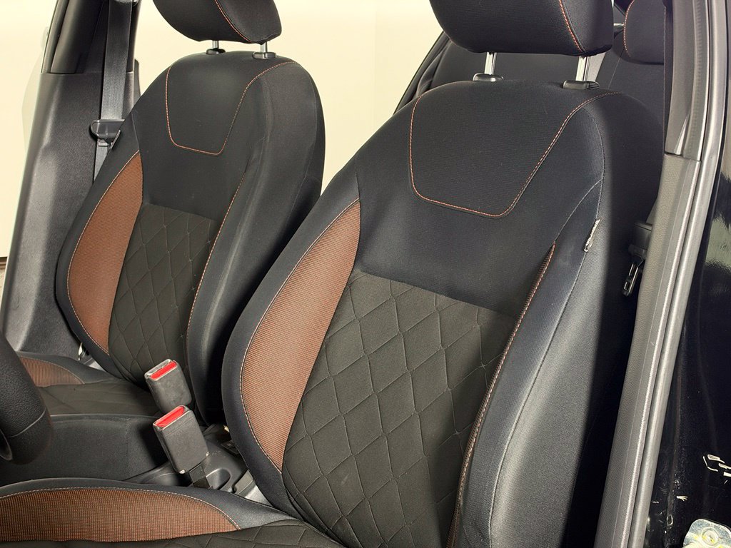 Used 2018 Nissan Kicks SR FWD image 22