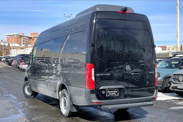 New 2026 Mercedes-Benz Sprinter 2500 image 31