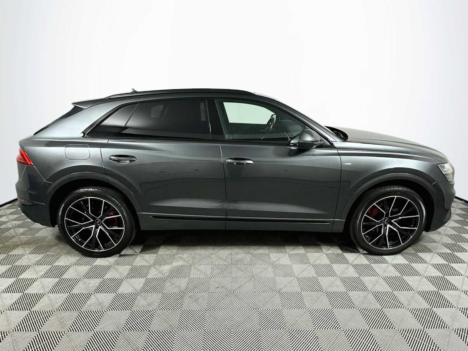 Certified 2023 Audi Q8 Premium Plus w/ Premium Plus Package AWD/4WD image 8