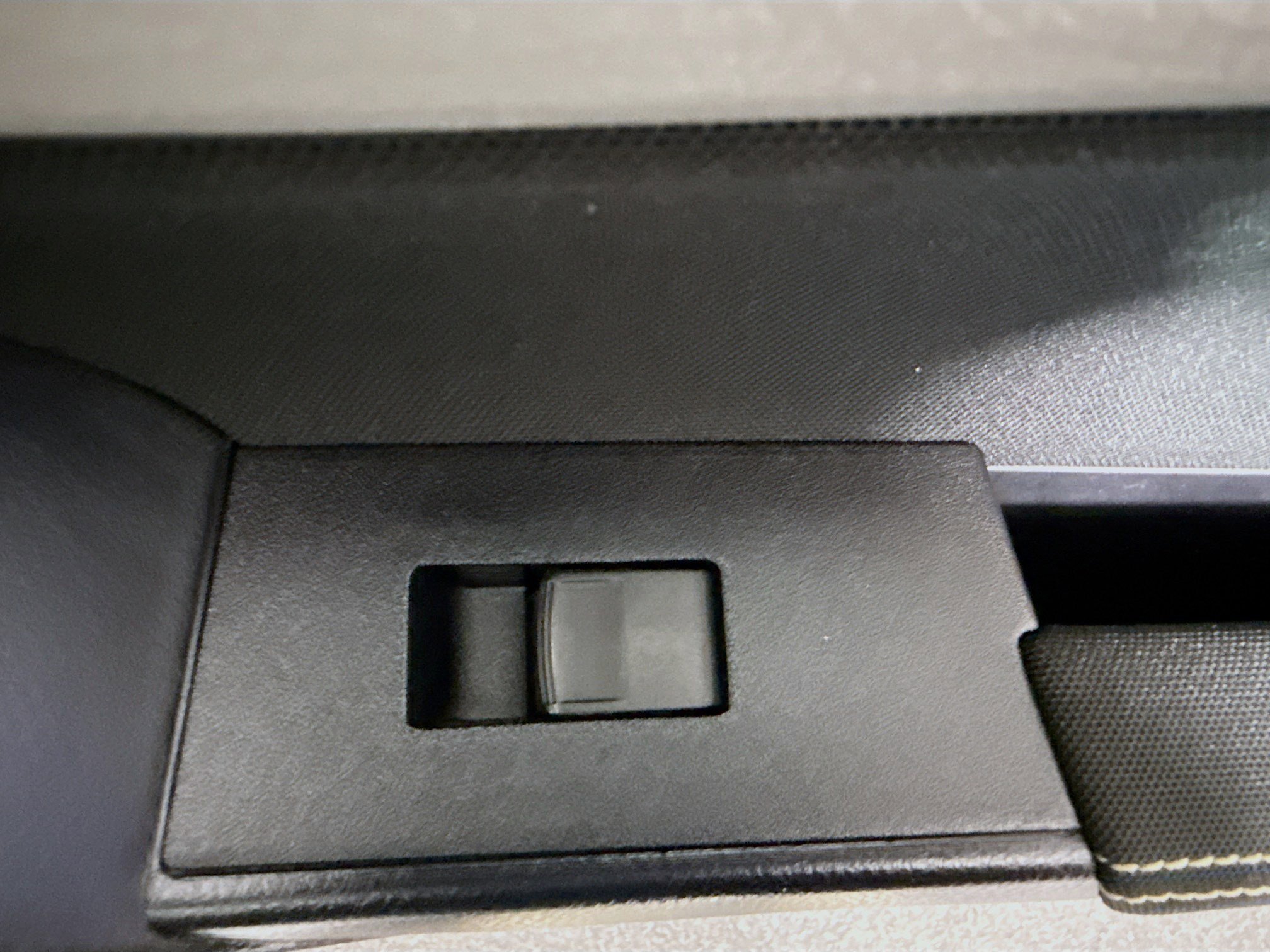 Used 2019 Toyota Corolla LE FWD image 30