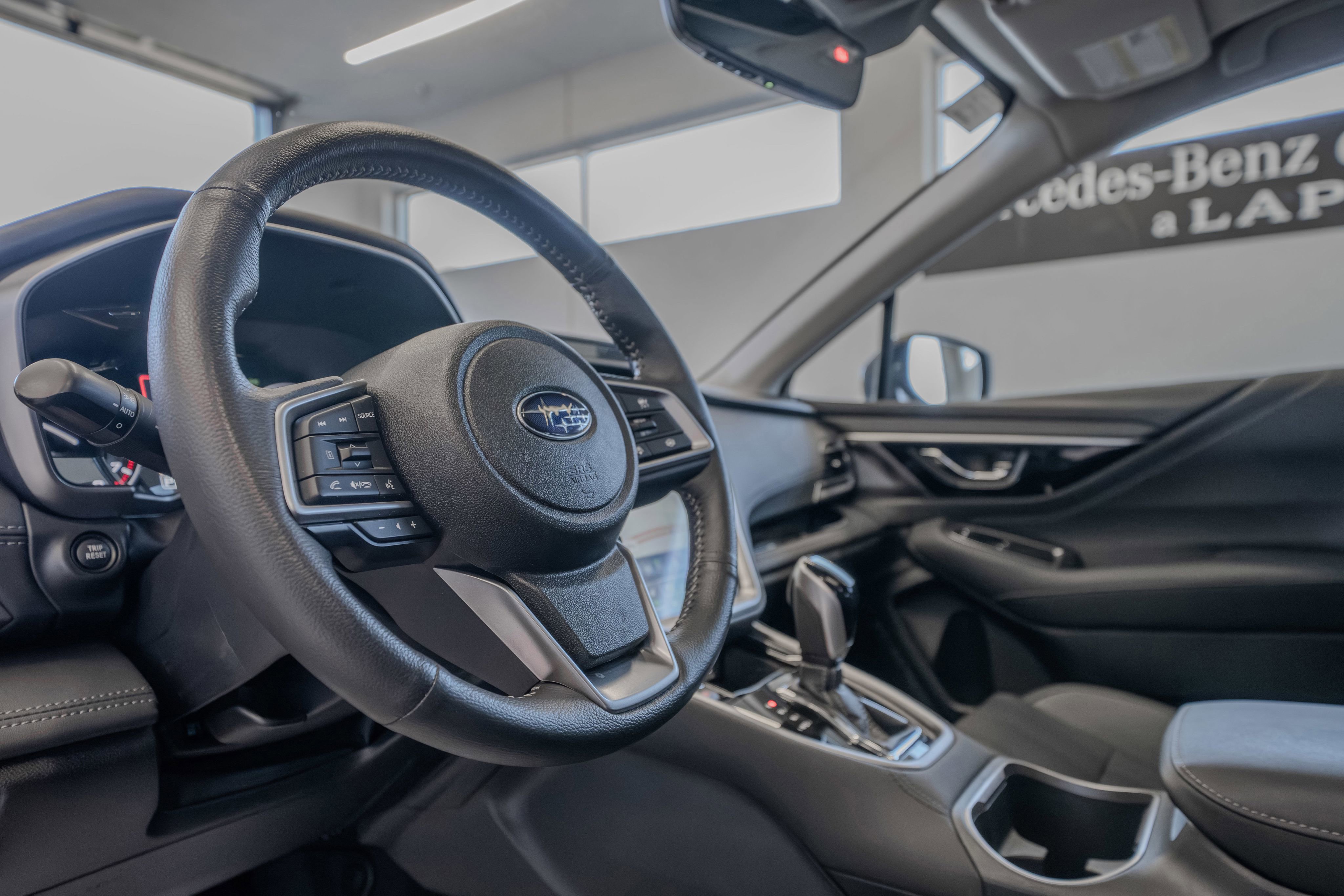 Used 2025 Subaru Outback Limited image 7