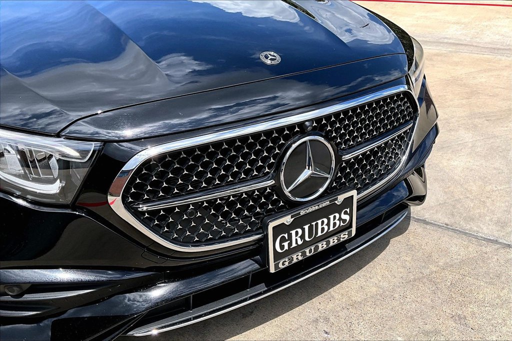 Used 2025 Mercedes-Benz E 350 Sedan image 38