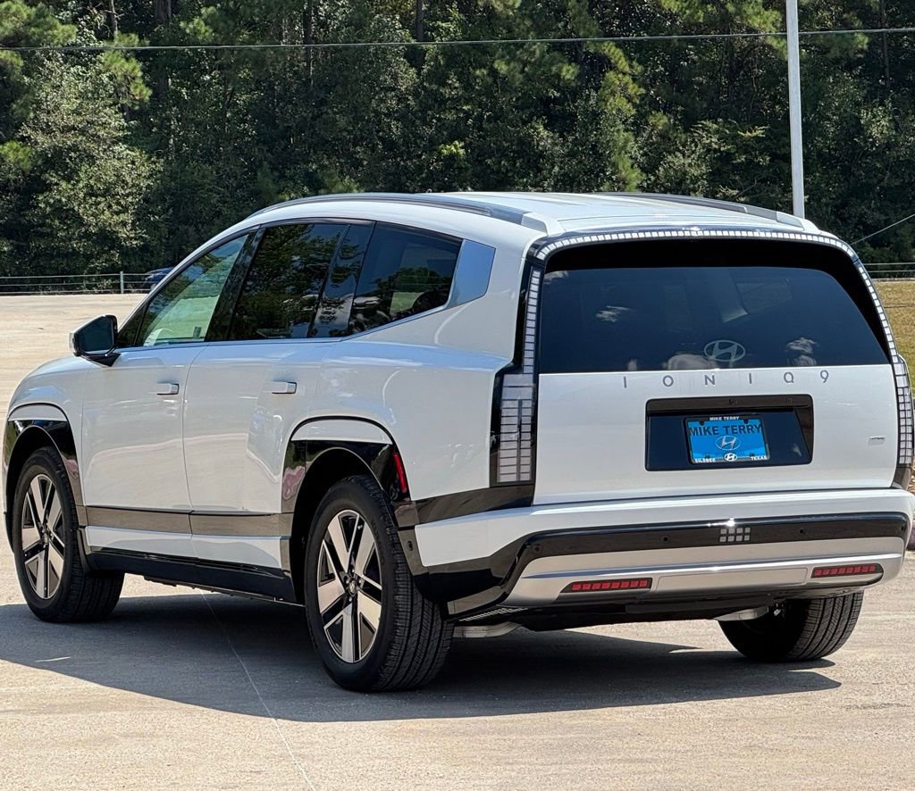 New 2026 Hyundai Ioniq 9 SEL image 14