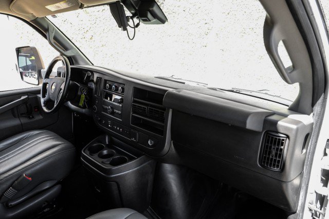 Used 2021 Chevrolet Express 3500 w/ Power Convenience Package RWD image 12