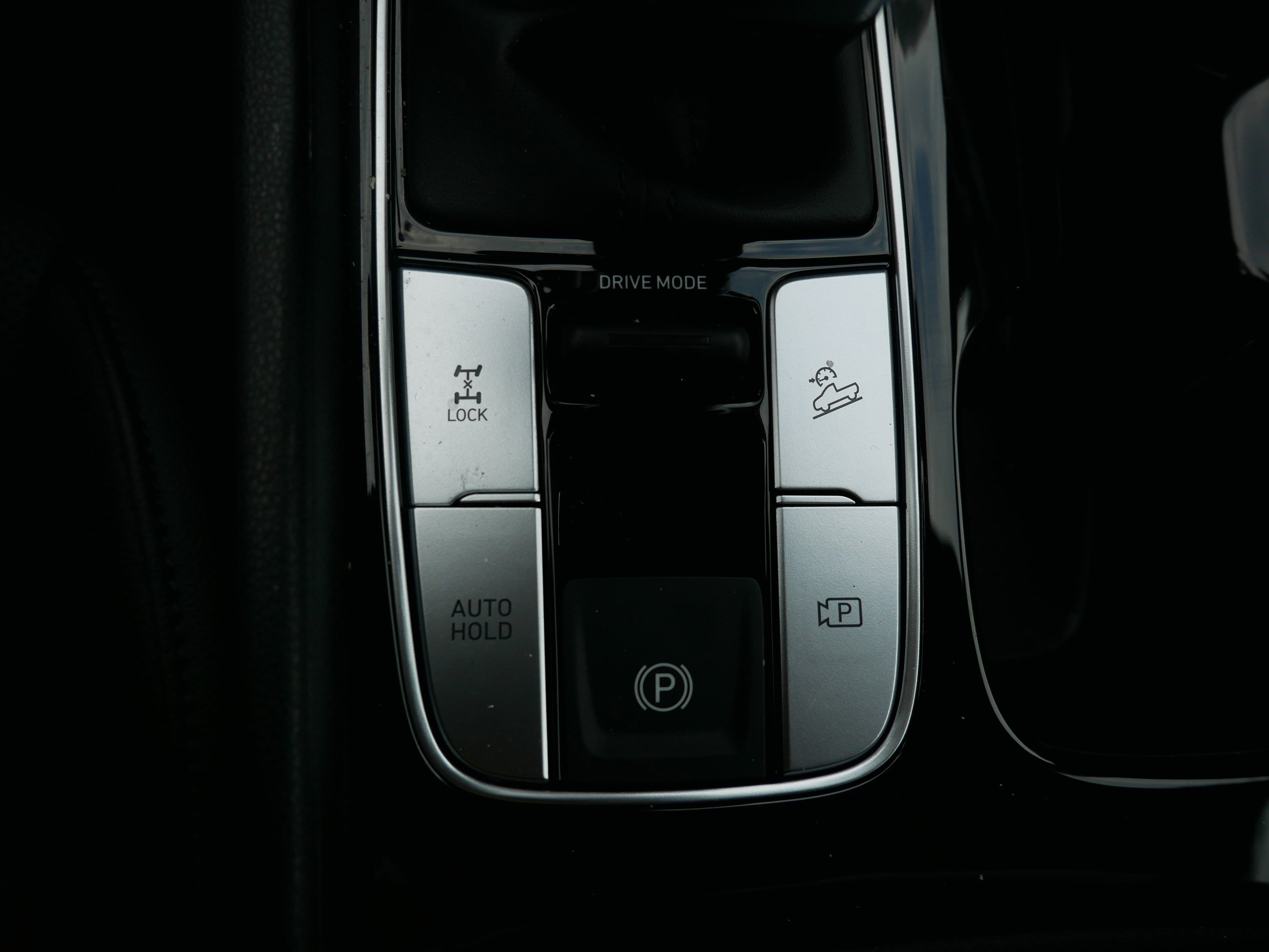 Used 2024 Hyundai Santa Cruz XRT image 30