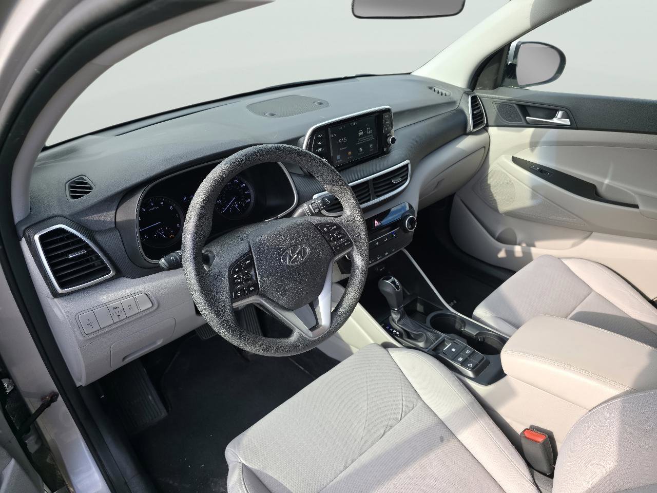 Used 2020 Hyundai Tucson SE image 9