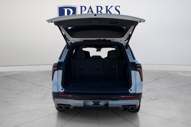 Certified 2024 Chevrolet Traverse LT FWD image 19