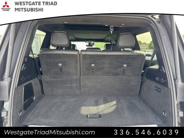 Used 2023 Jeep Grand Wagoneer Series II w/ Flexible Seating Group AWD/4WD image 18
