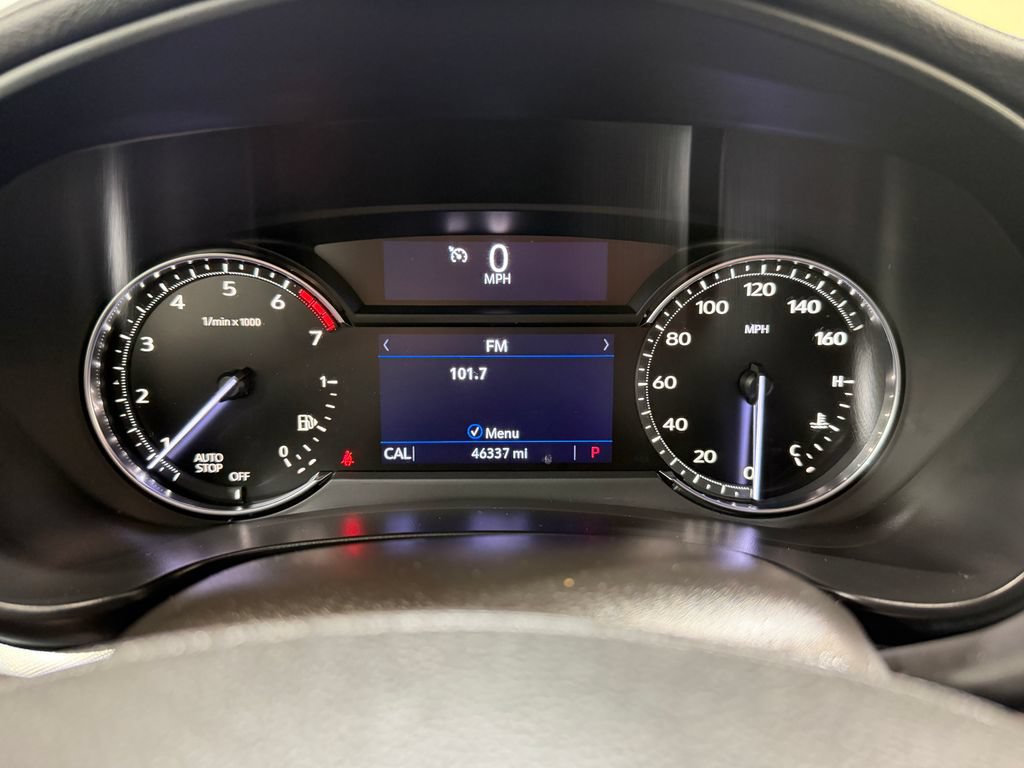 Used 2019 Cadillac XT4 Premium Luxury FWD image 25