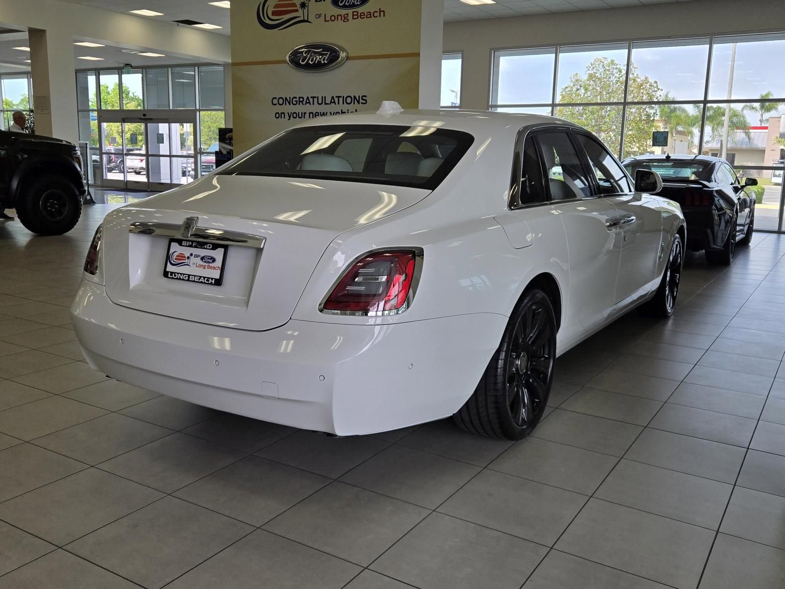 Used 2024 Rolls-Royce Ghost AWD/4WD image 7