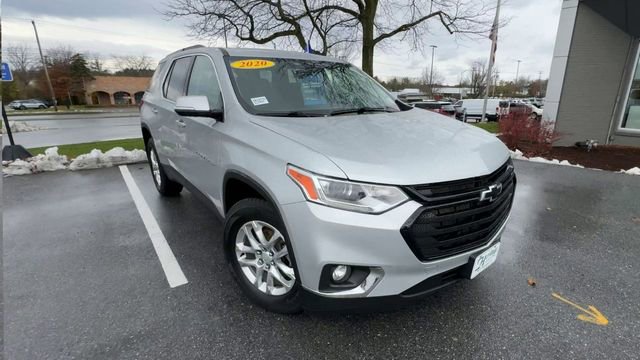 Used 2020 Chevrolet Traverse LT w/ LPO, Black Accent Package image 8