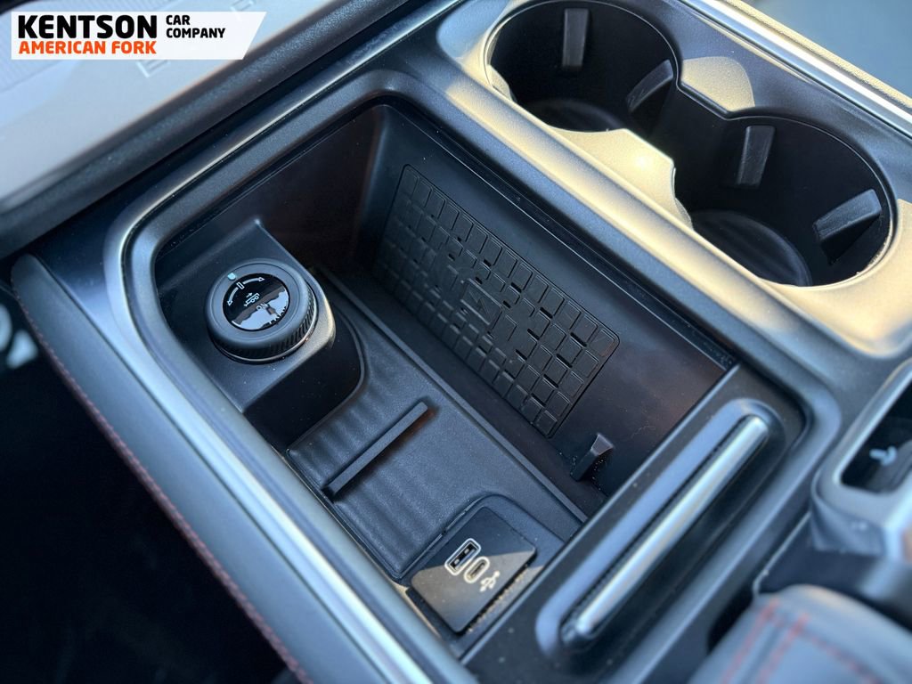 Used 2025 Ford Expedition Active image 26