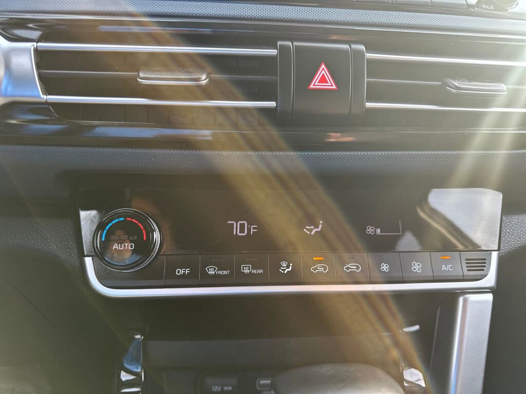 Used 2022 Kia Seltos Nightfall Edition image 17