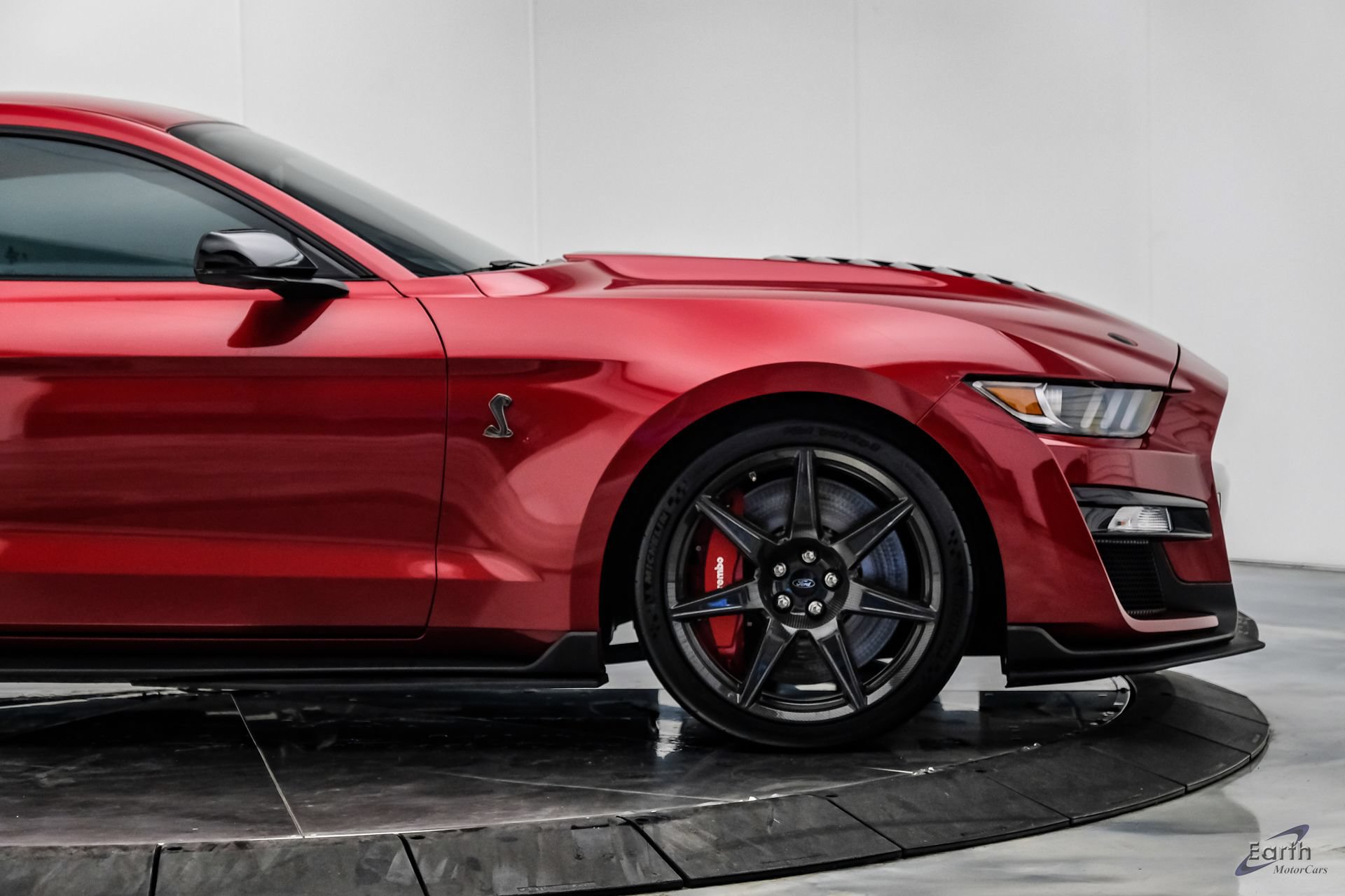 Used 2020 Ford Mustang Shelby GT500 w/ Carbon Fiber Track Pack RWD image 28