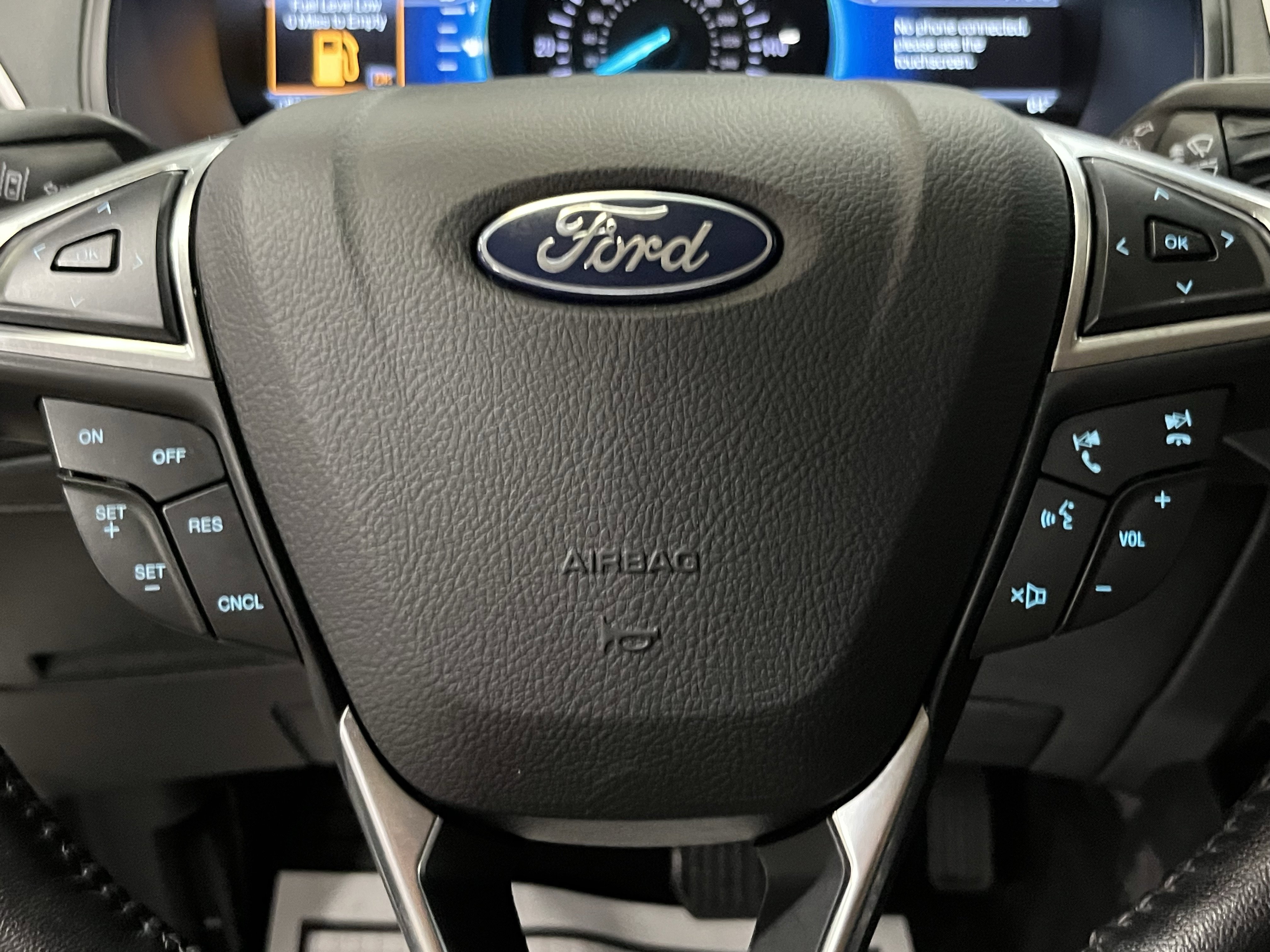 Used 2024 Ford Edge SEL image 18