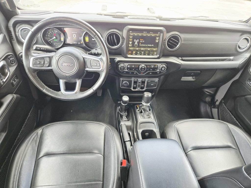 Used 2023 Jeep Wrangler Unlimited Sahara w/ Cold Weather Group AWD/4WD image 12