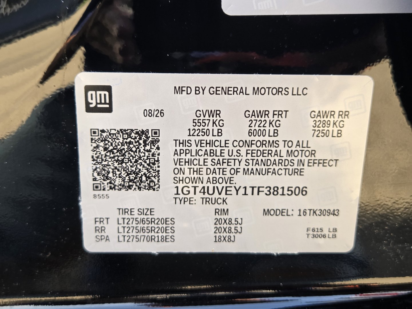 New 2026 GMC Sierra 3500 AT4 w/ Technology Package AWD/4WD image 28