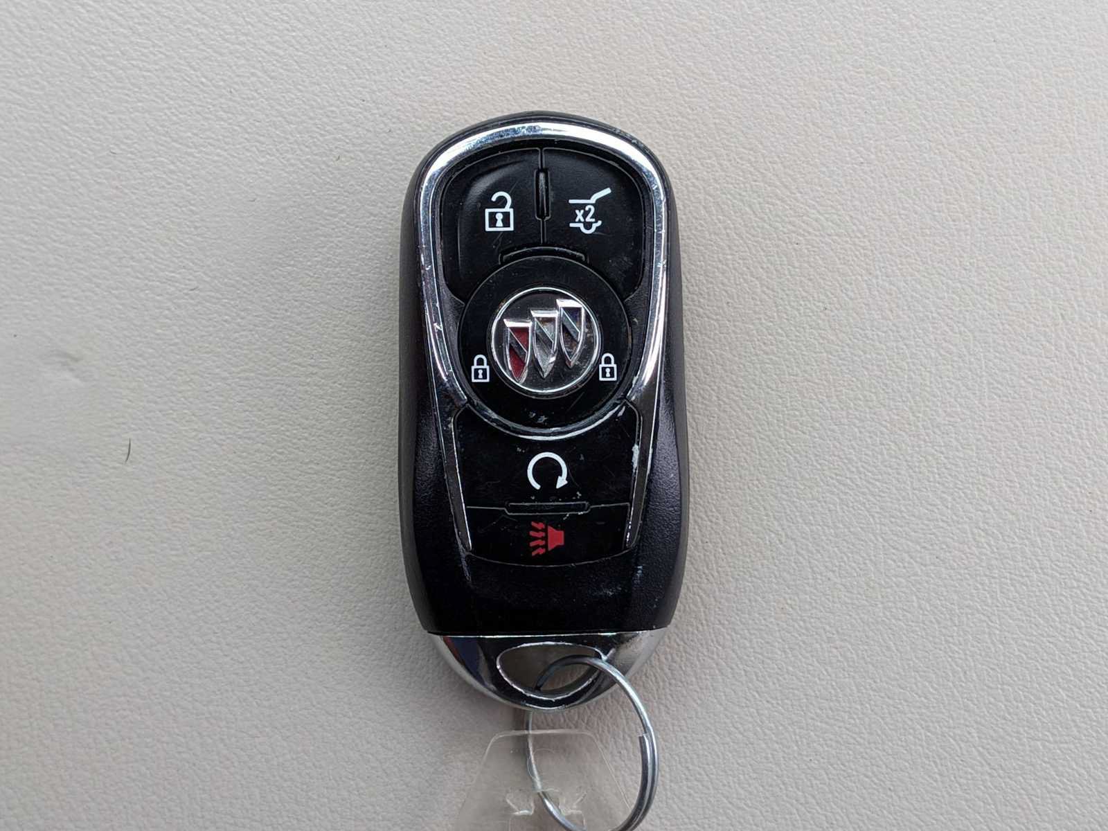 Used 2024 Buick Enclave Essence AWD/4WD image 33