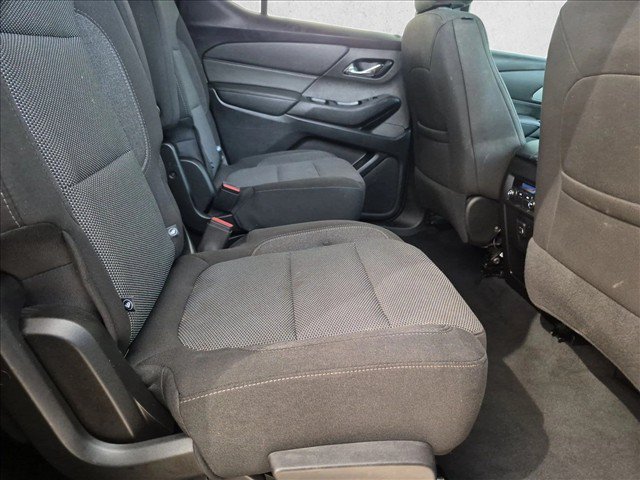 Used 2023 Chevrolet Traverse LT FWD image 19