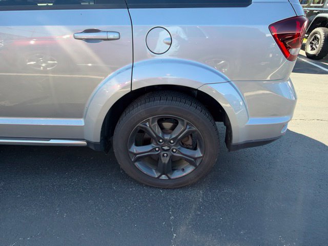 Used 2020 Dodge Journey Crossroad w/ Popular Equipment Group FWD image 17
