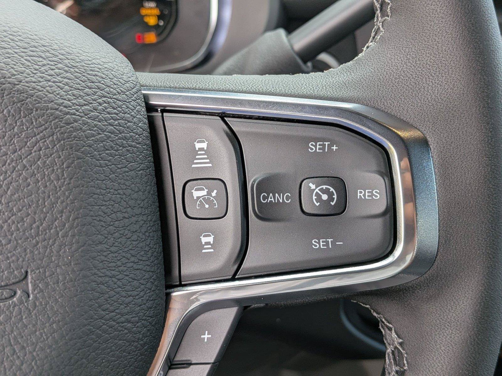 New 2026 RAM 2500 Laramie w/ Sport Appearance Package AWD/4WD image 26