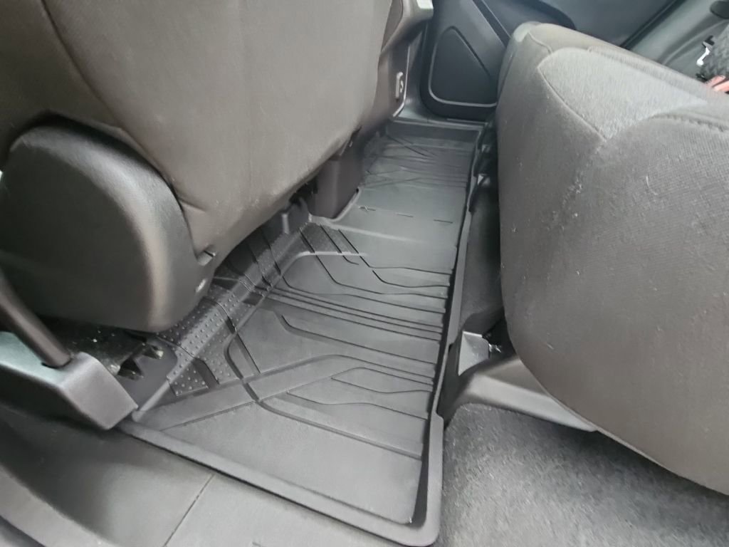 Certified 2024 Chevrolet Equinox LT w/ LPO, Floor Liner Package image 19