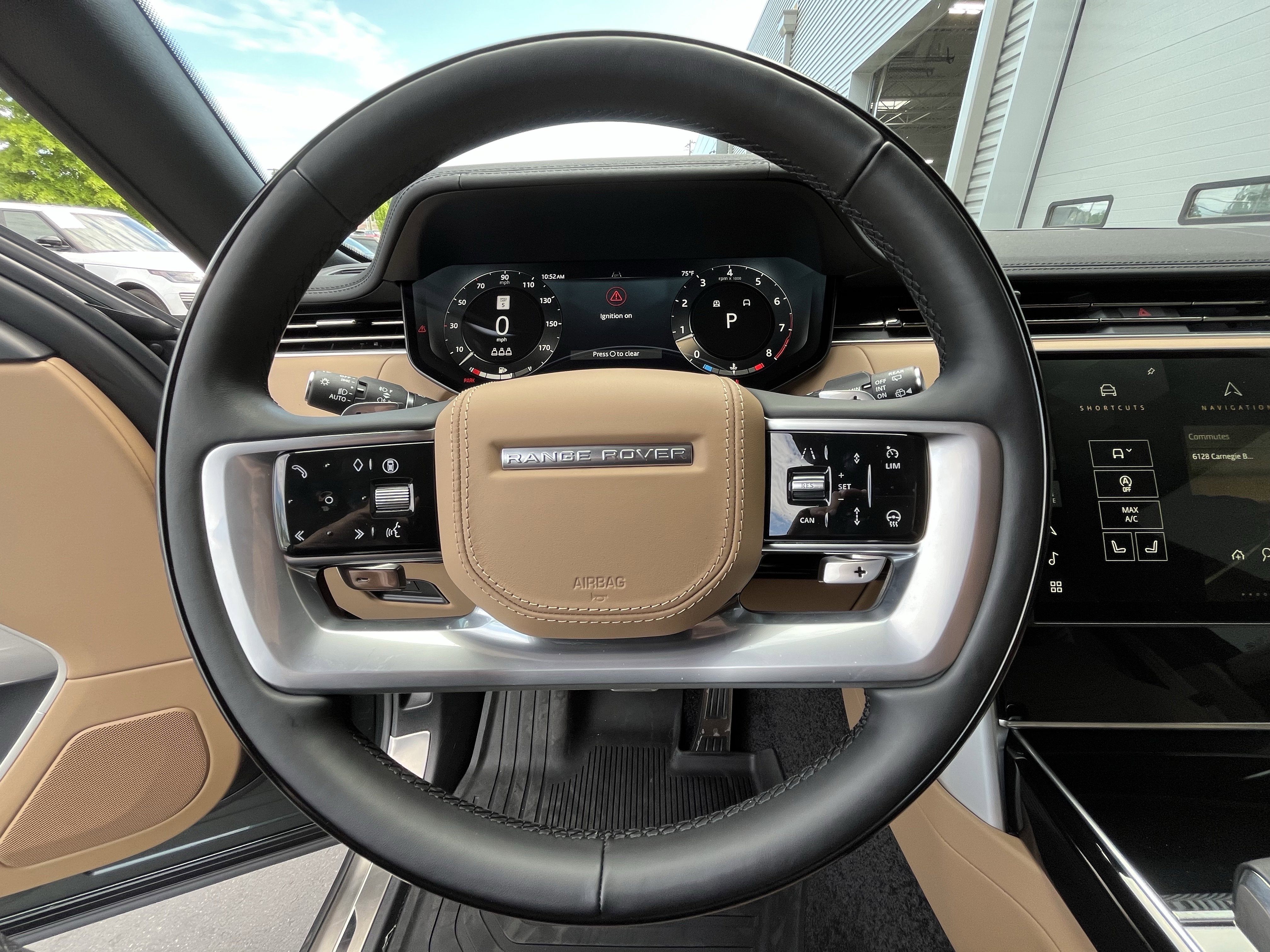 Certified 2026 Land Rover Range Rover SE image 18