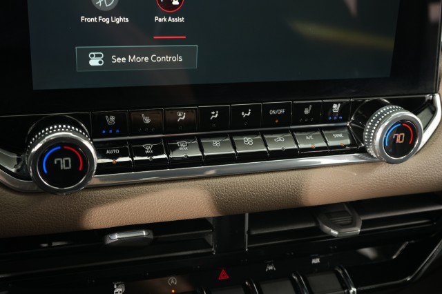 Used 2024 GMC Canyon Denali AWD/4WD image 44