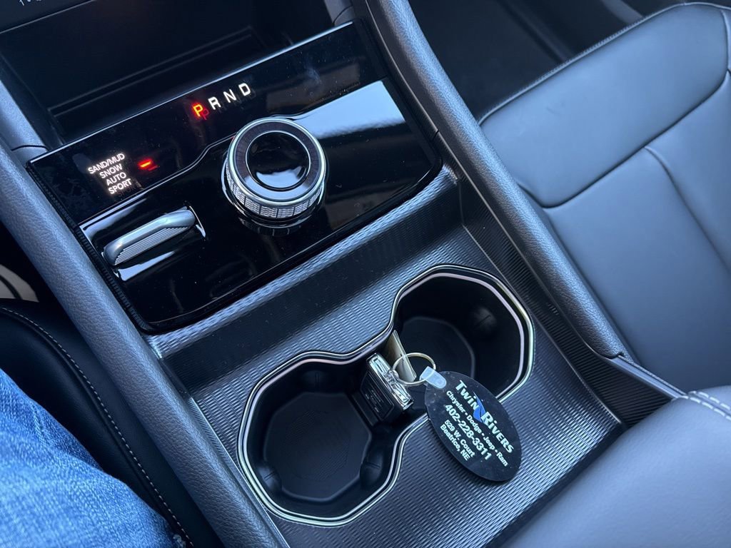 New 2025 Jeep Grand Cherokee Limited image 23