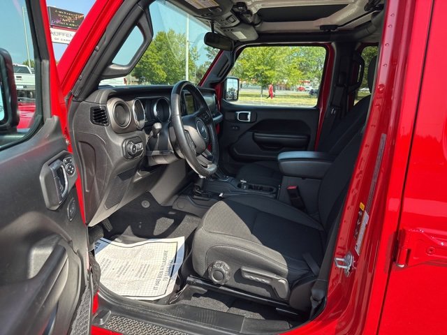 Used 2021 Jeep Wrangler Unlimited Sport image 12
