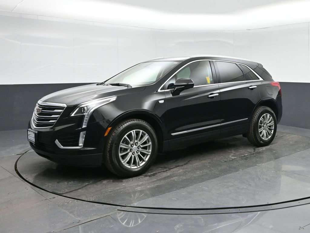 Used 2017 Cadillac XT5 Luxury w/ LPO, Wheel Lock Package image 3