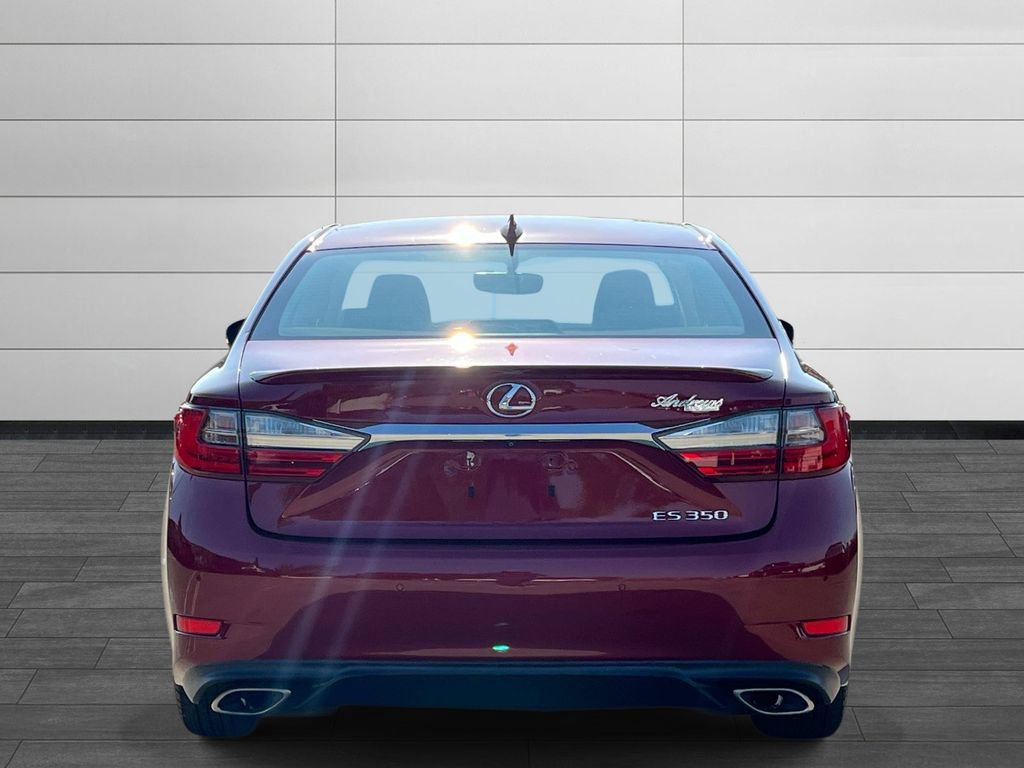 Used 2016 Lexus ES 350 w/ Navigation System Package FWD image 4