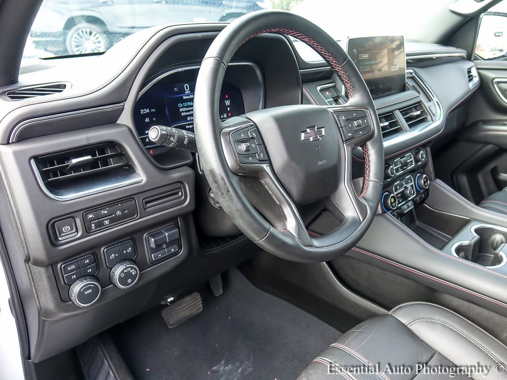 Used 2024 Chevrolet Suburban RST w/ Luxury Package image 14