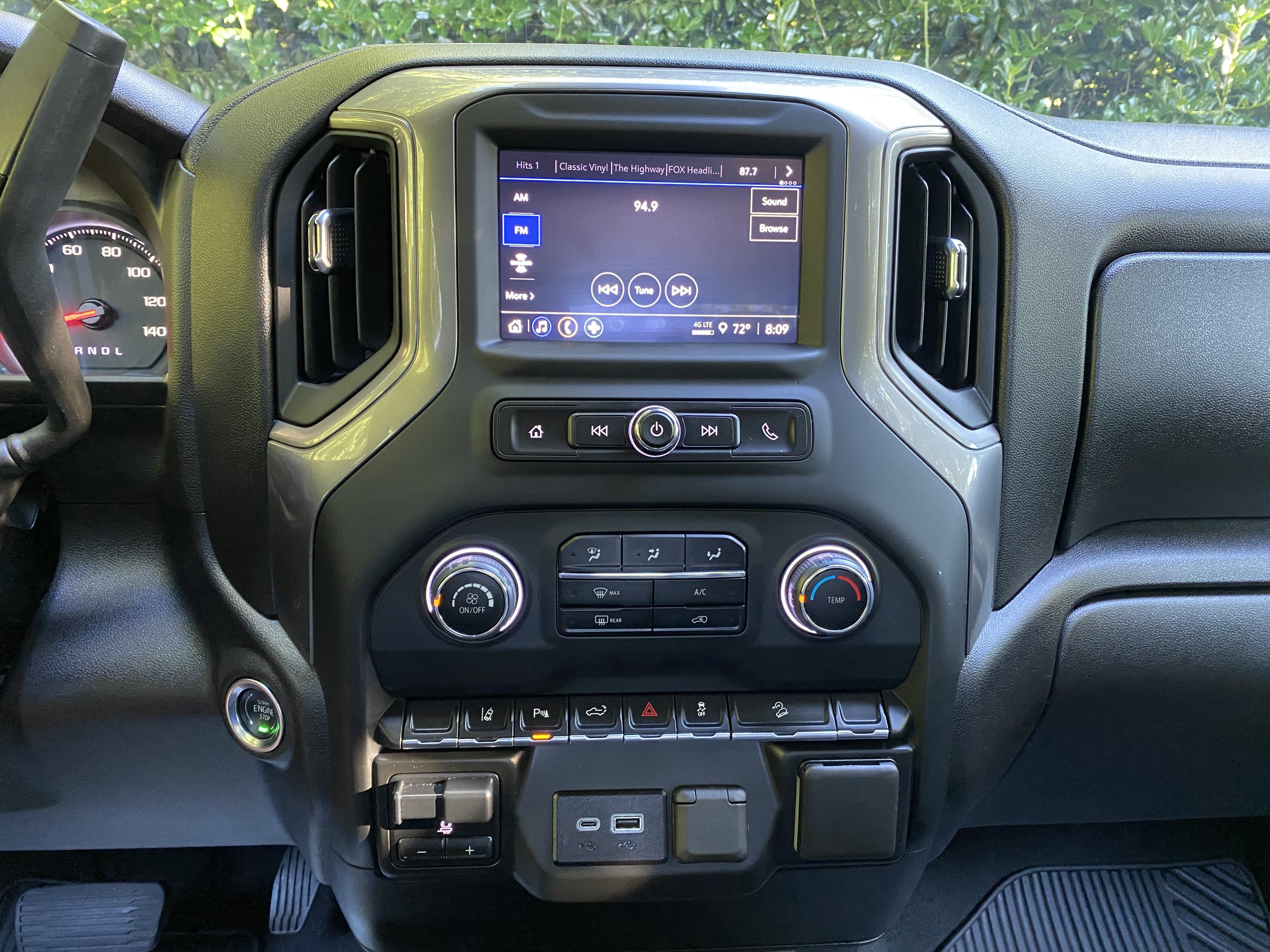 Used 2025 Chevrolet Silverado 2500 Custom w/ Custom Value Package AWD/4WD image 25