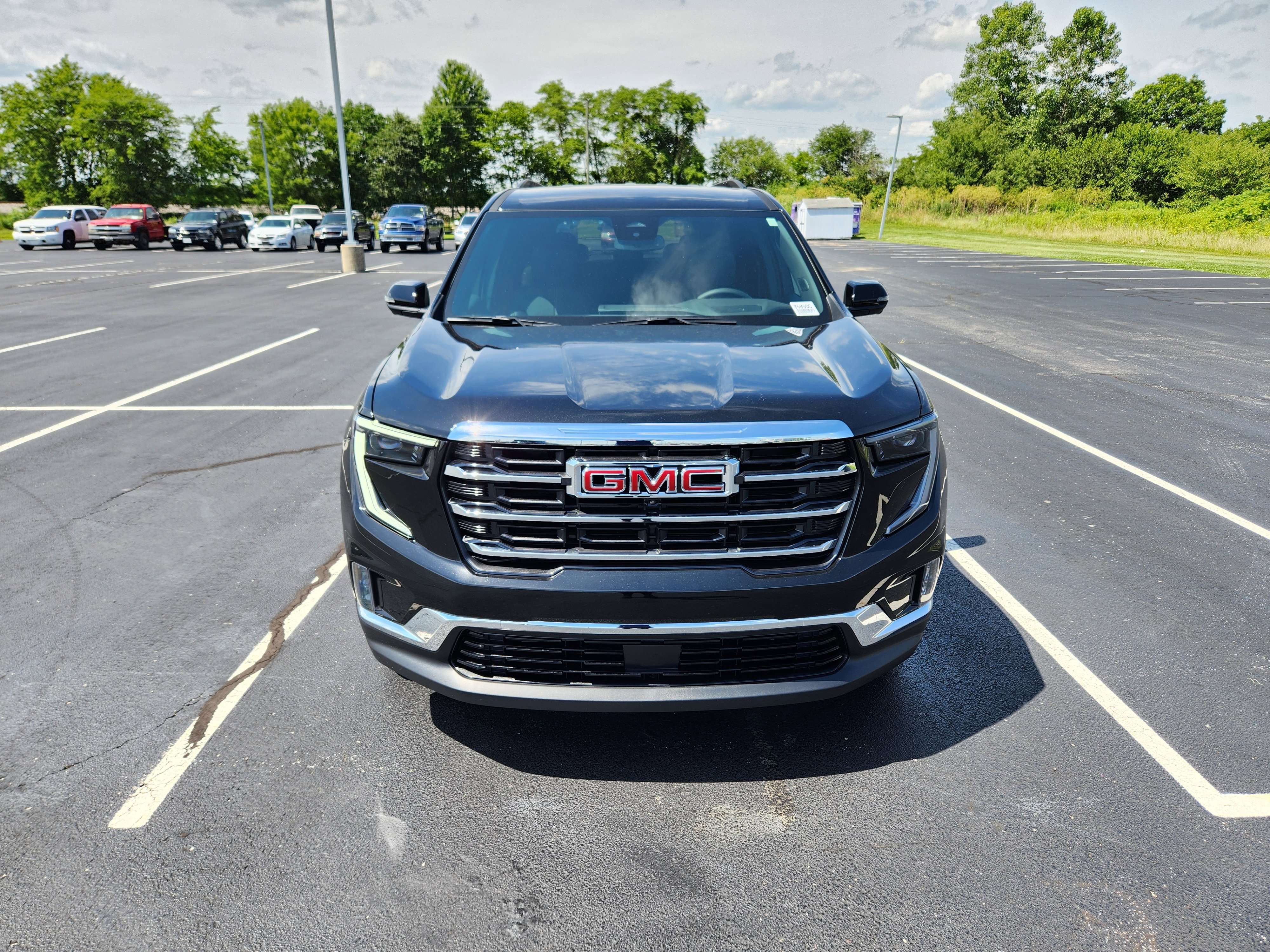 New 2025 GMC Acadia Elevation w/ Elevation Premium Package image 2