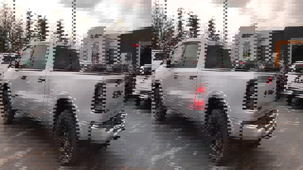 New 2026 RAM 1500 4x4 Crew Cab image 5