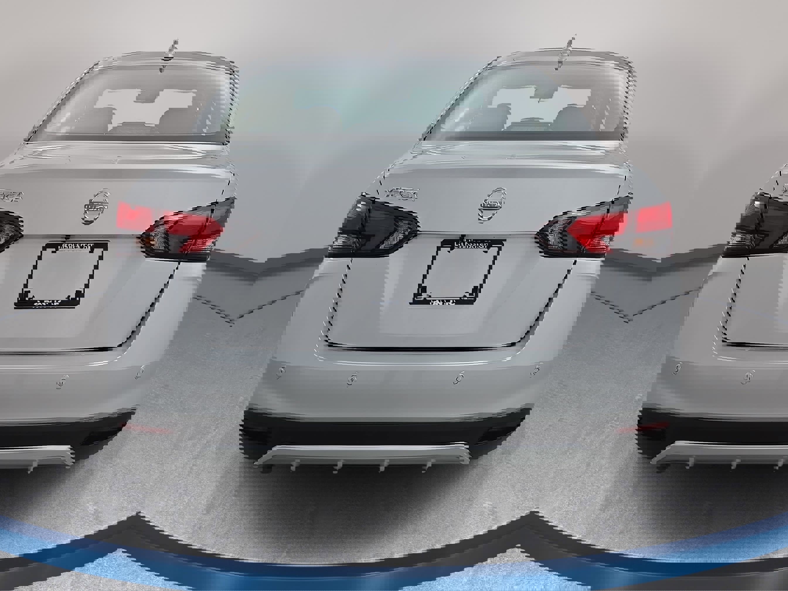 New 2025 Nissan Versa SV w/ Trunk Package image 6