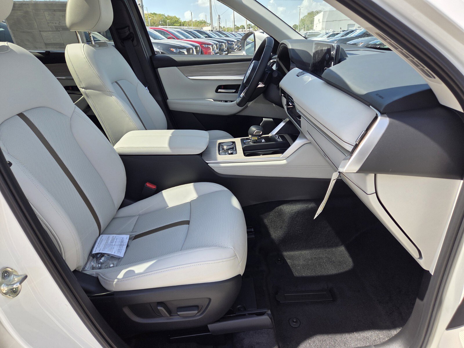 New 2026 MAZDA CX-90 Plug-In Hybrid w/ Premium Plus image 16