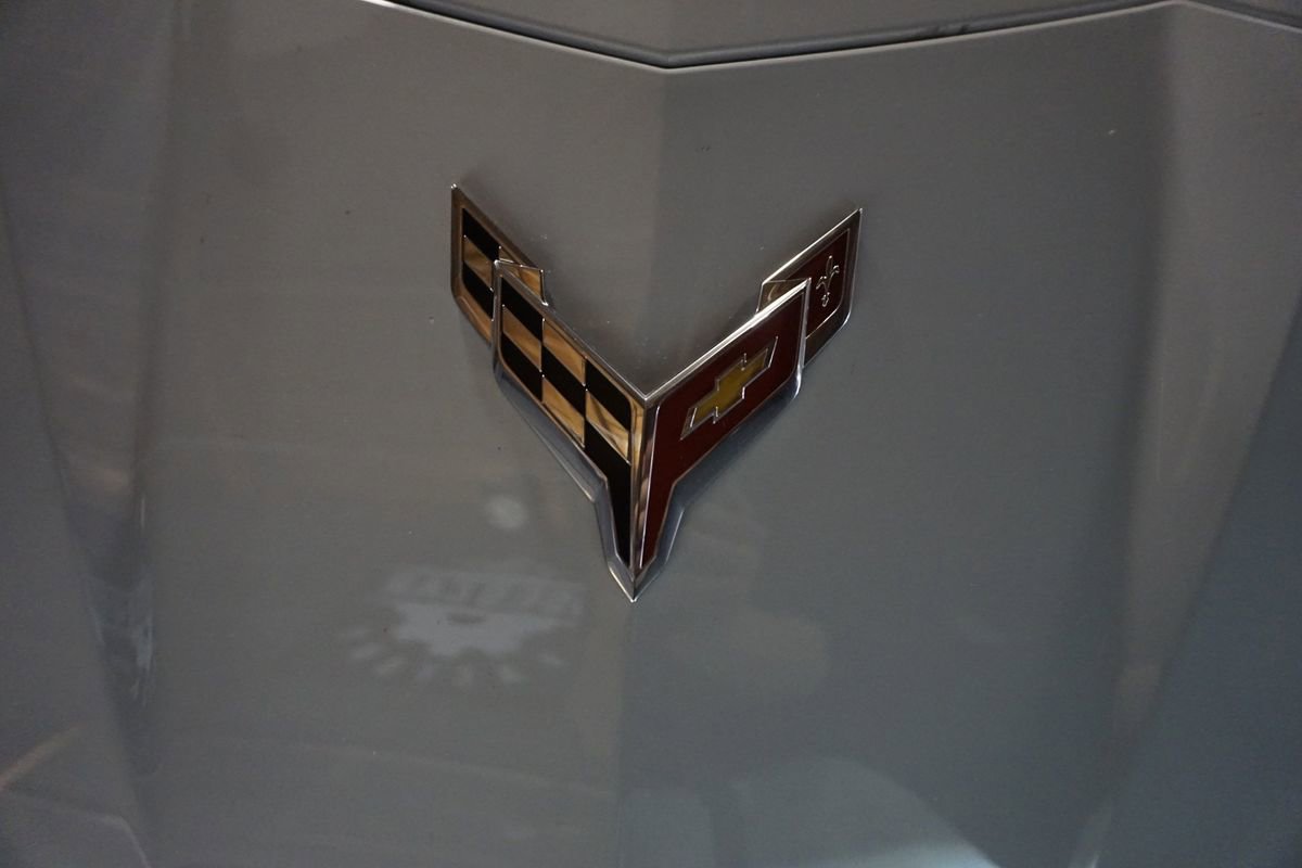 Used 2021 Chevrolet Corvette Stingray Preferred Cpe w/ Z51 Performance Package image 22