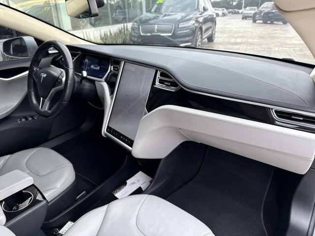 Used 2013 Tesla Model S image 20